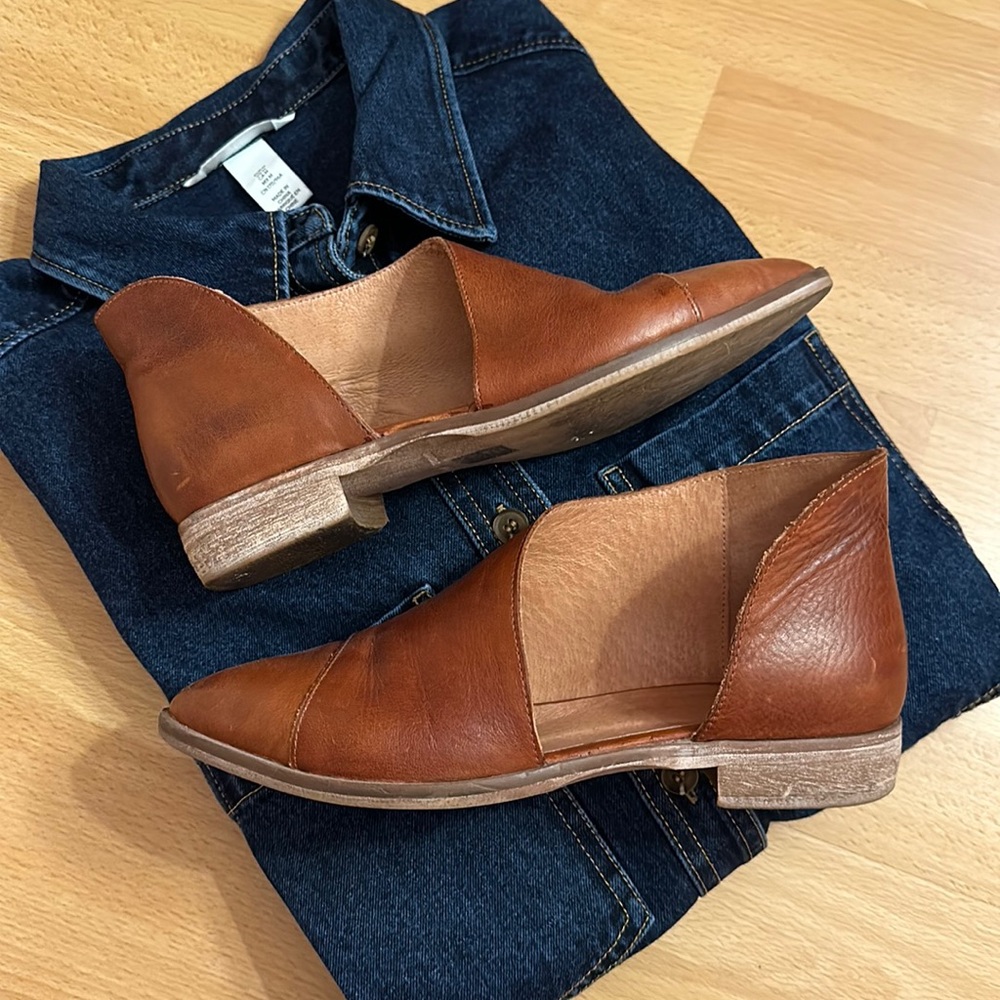 Free People Royal Flat in Whisky brown leather Size 37